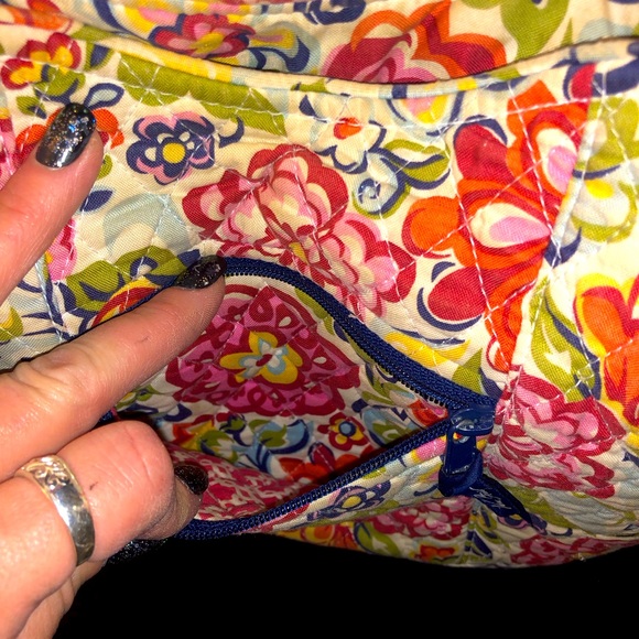 Vera Bradley hand bag - Picture 2 of 5